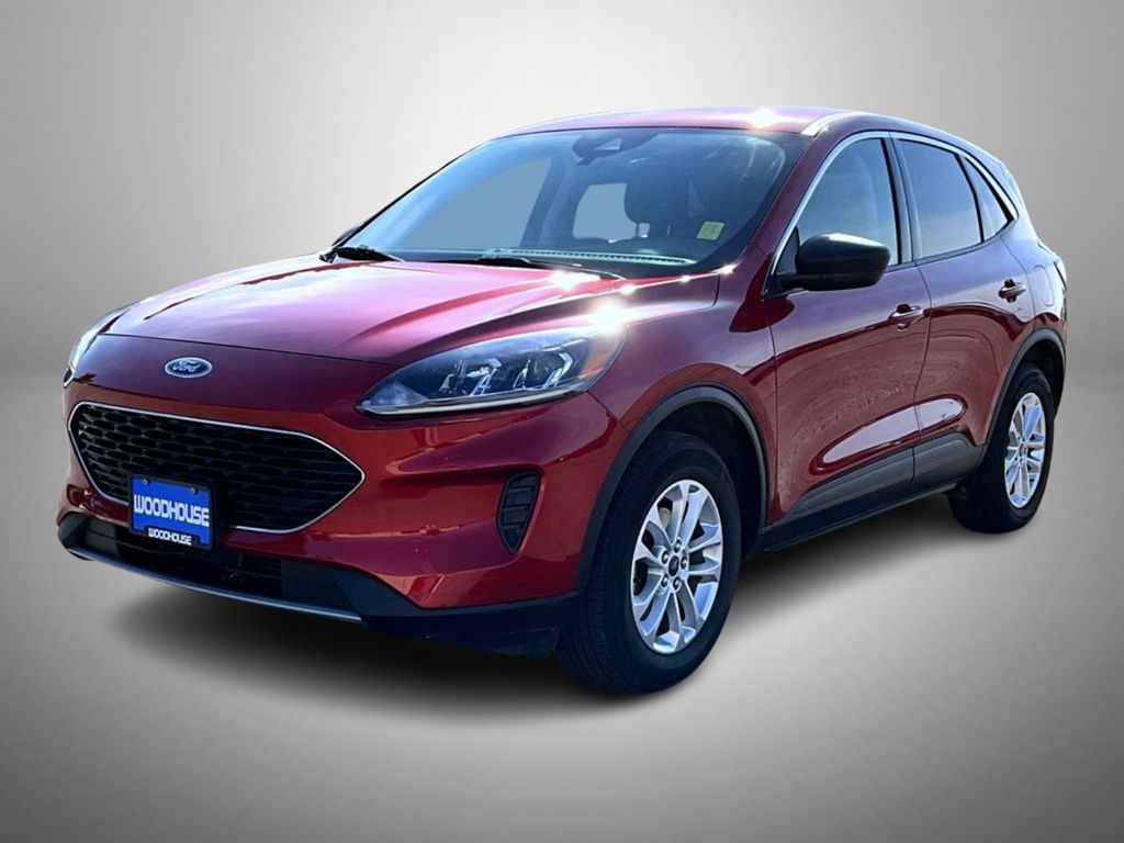 2022 Ford Escape SE's photo