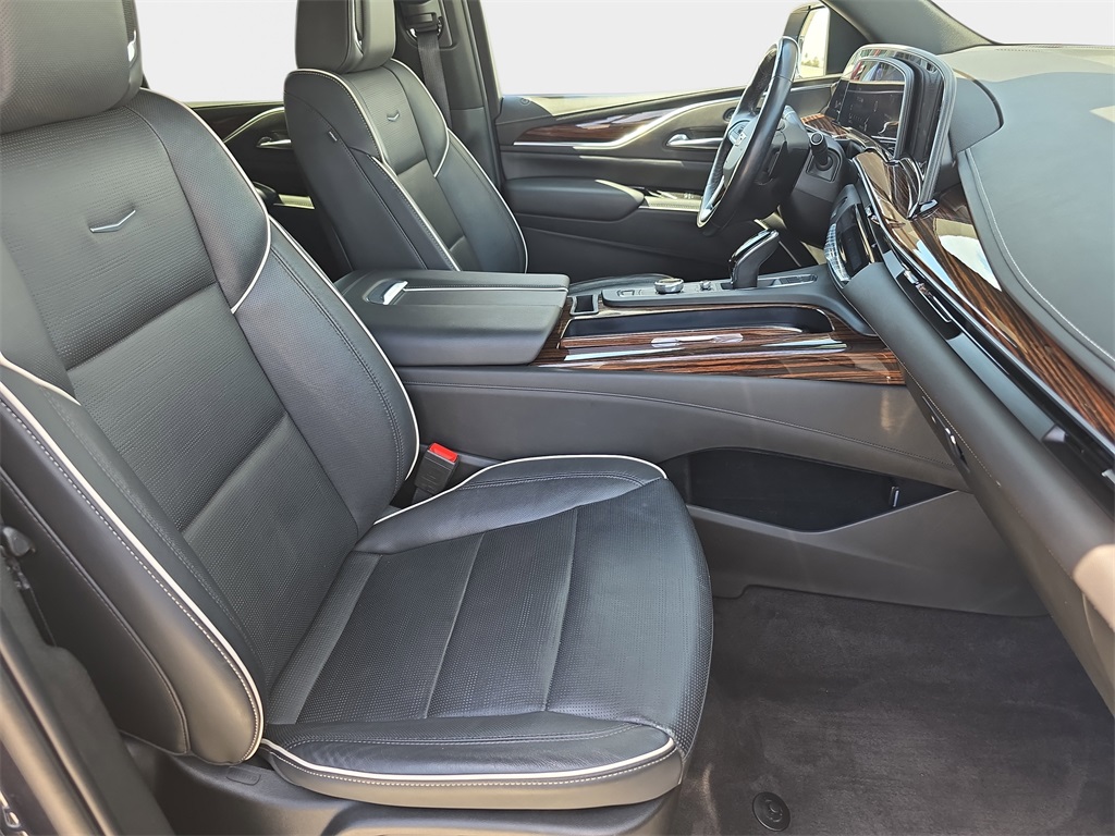 2022 Cadillac Escalade ESV Premium Luxury photo 10