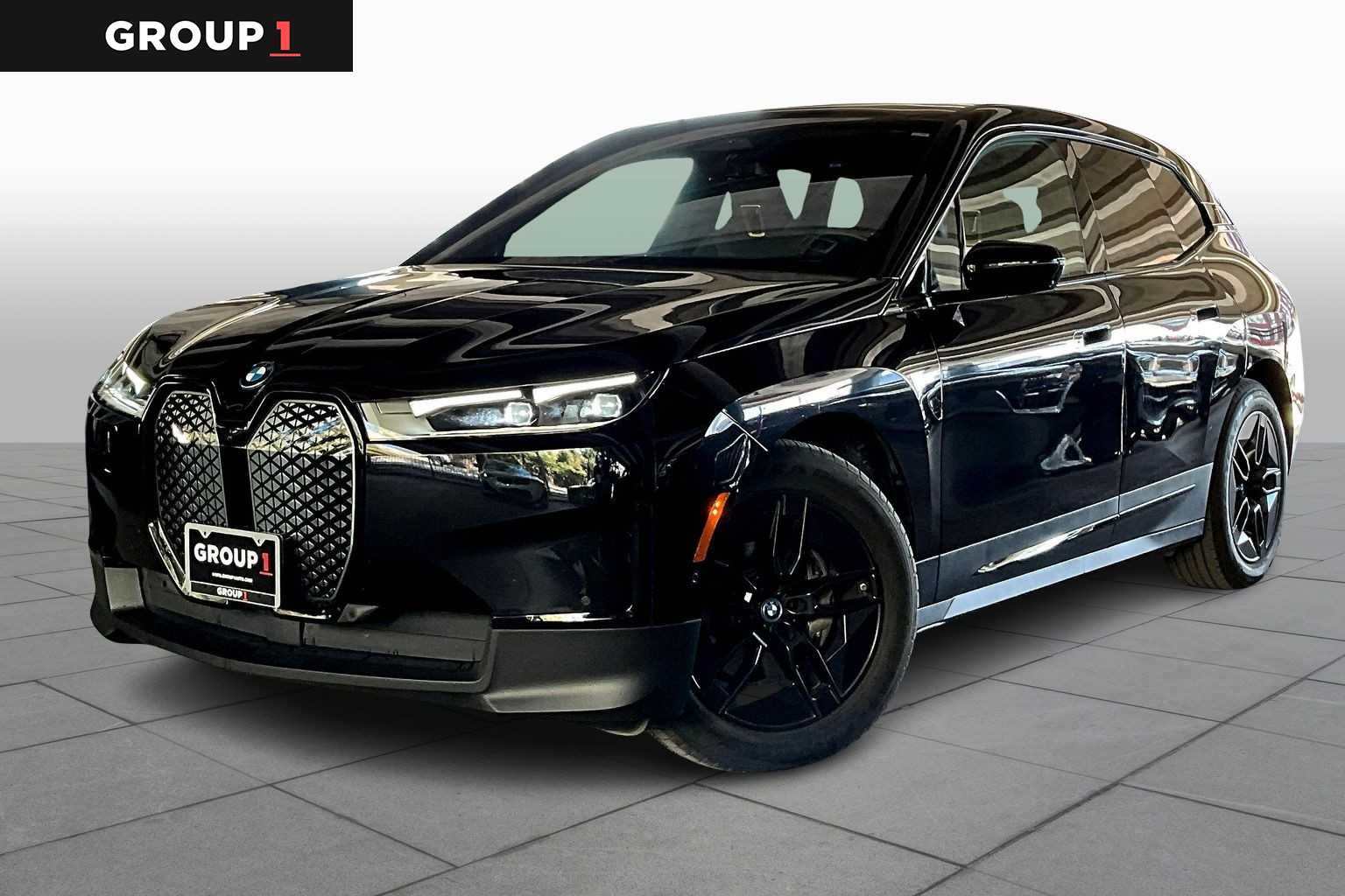 2023 BMW iX Base's photo