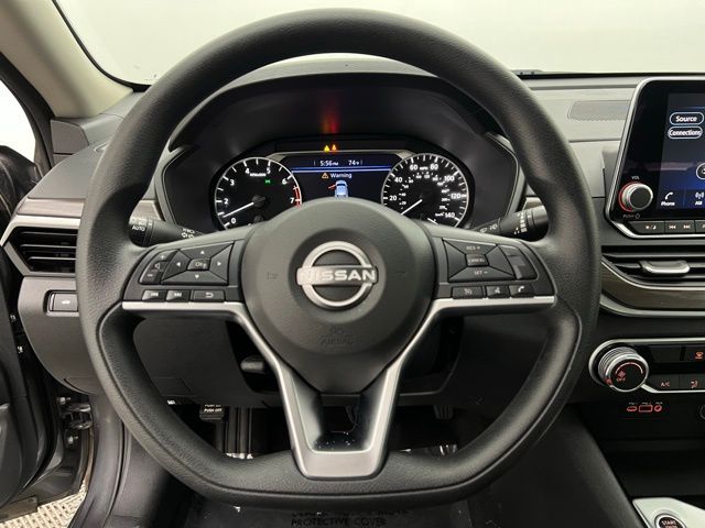 2024 Nissan Altima 2.5 SV photo 8