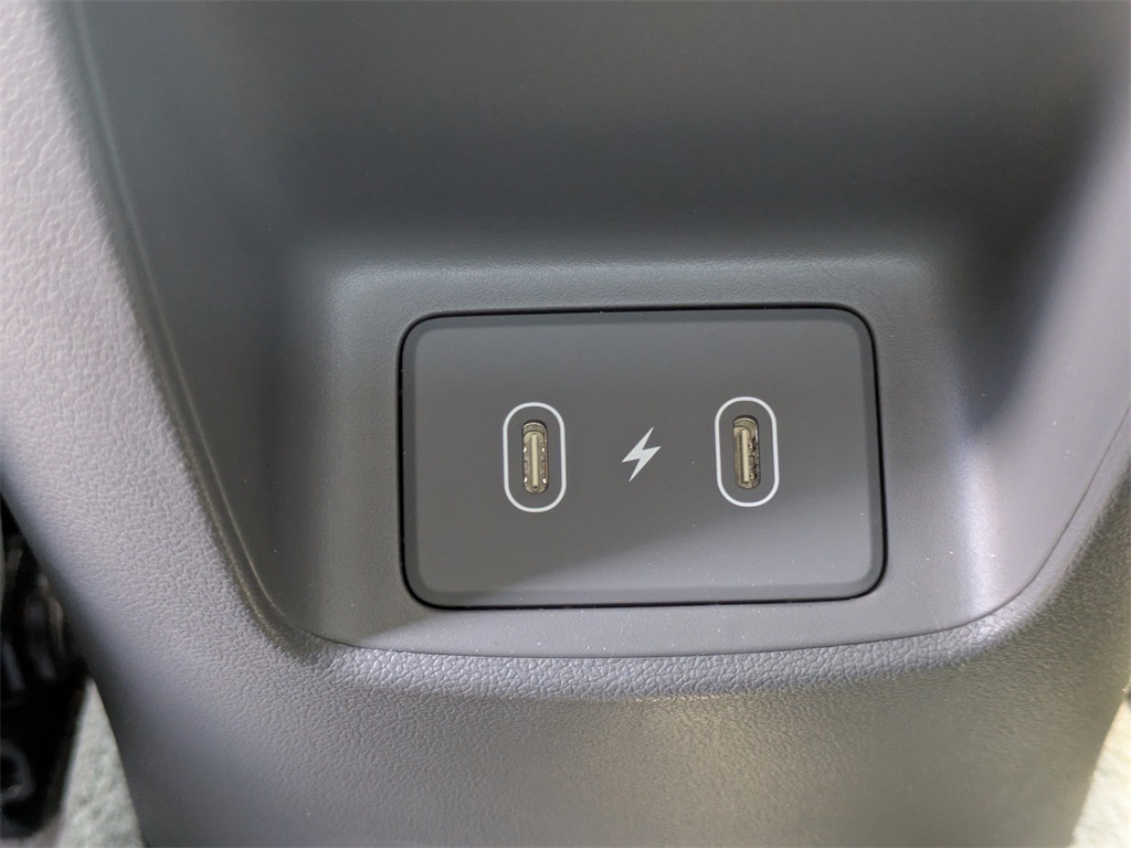 2024 Hyundai Elantra SEL Convenience photo 13