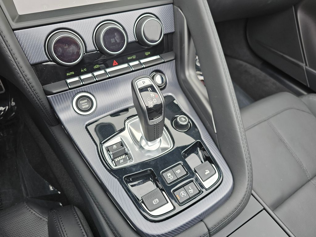 2021 Jaguar F-TYPE R-Dynamic photo 20