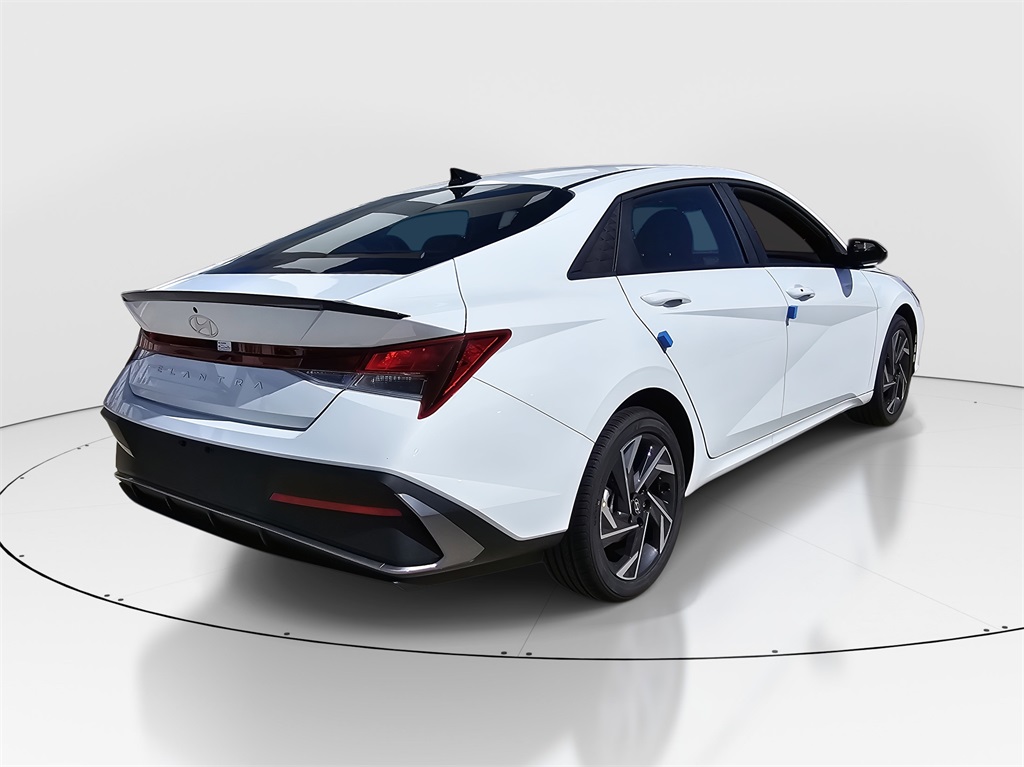 2025 Hyundai Elantra Hybrid SEL Sport photo 3