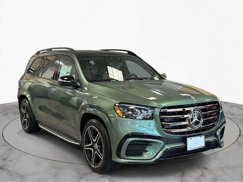 2026 Mercedes Benz GLS 450 4MATIC photo 3