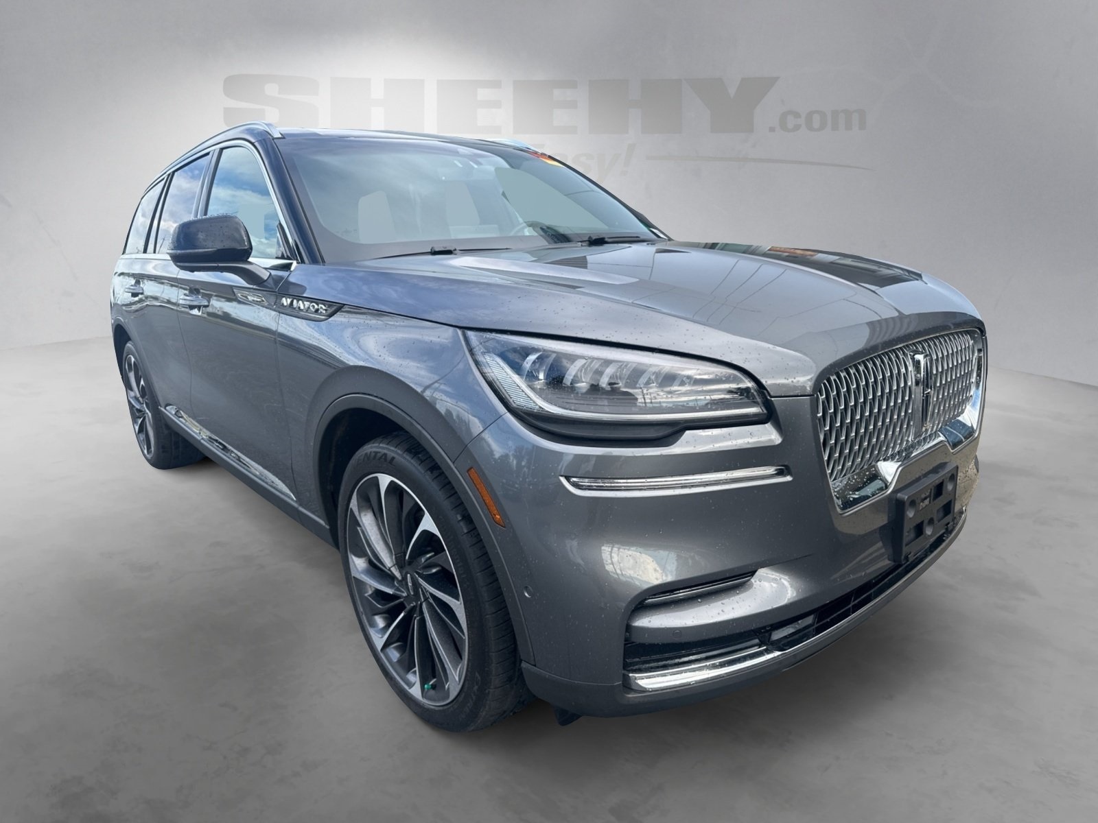 2022 Lincoln Aviator Reserve photo 2