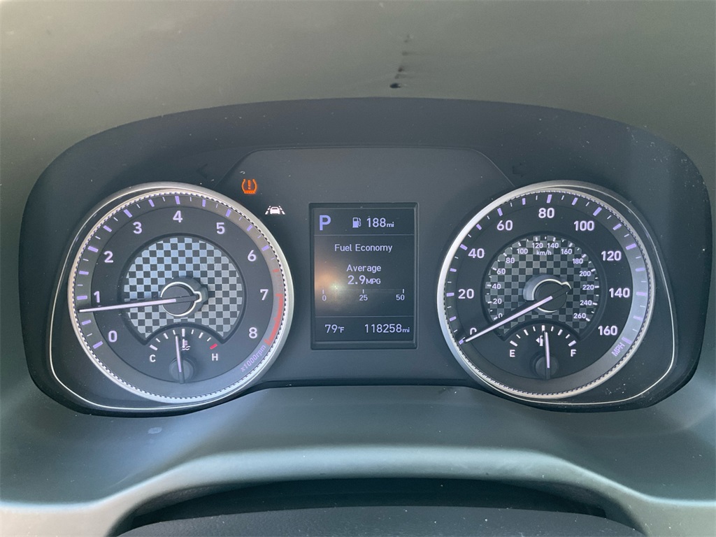2019 Hyundai Elantra SEL photo 17