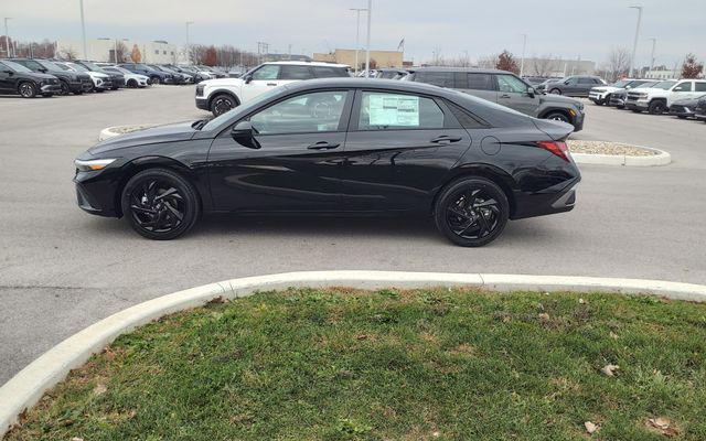 2026 Hyundai Elantra SEL's photo