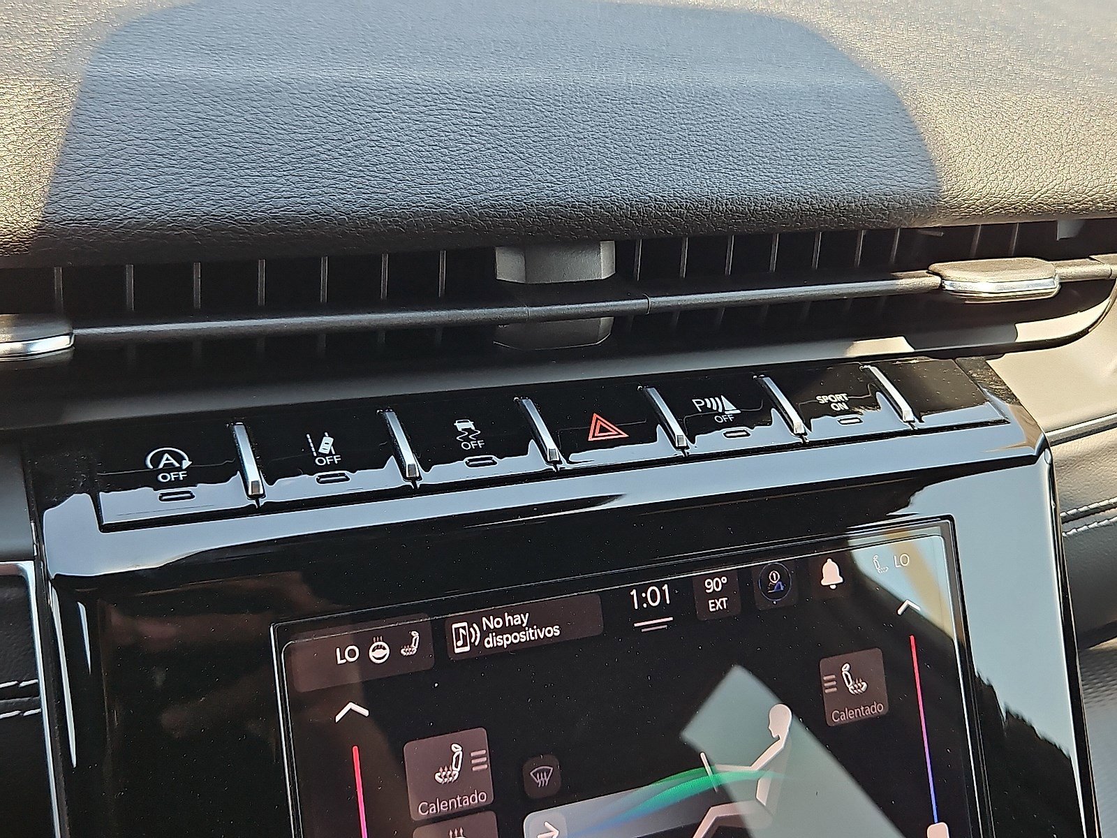 2025 Jeep Grand Cherokee Laredo X photo 33