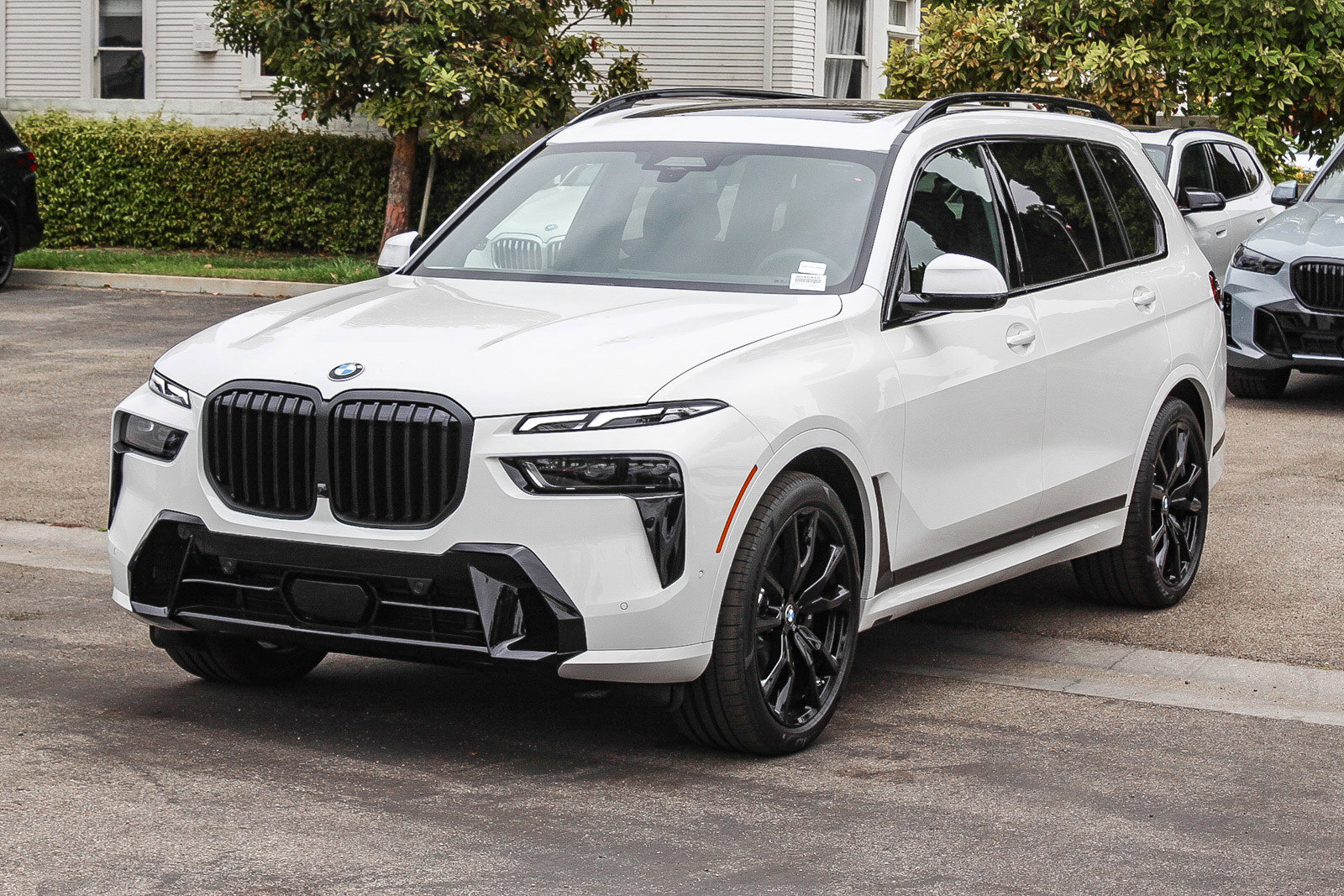 New 2026 Alpine White BMW xDrive40i image 3