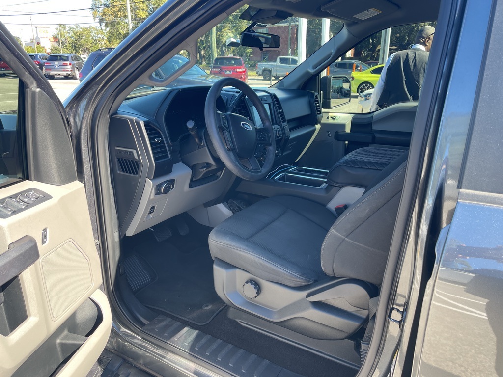 2019 Ford F-150 XL photo 2