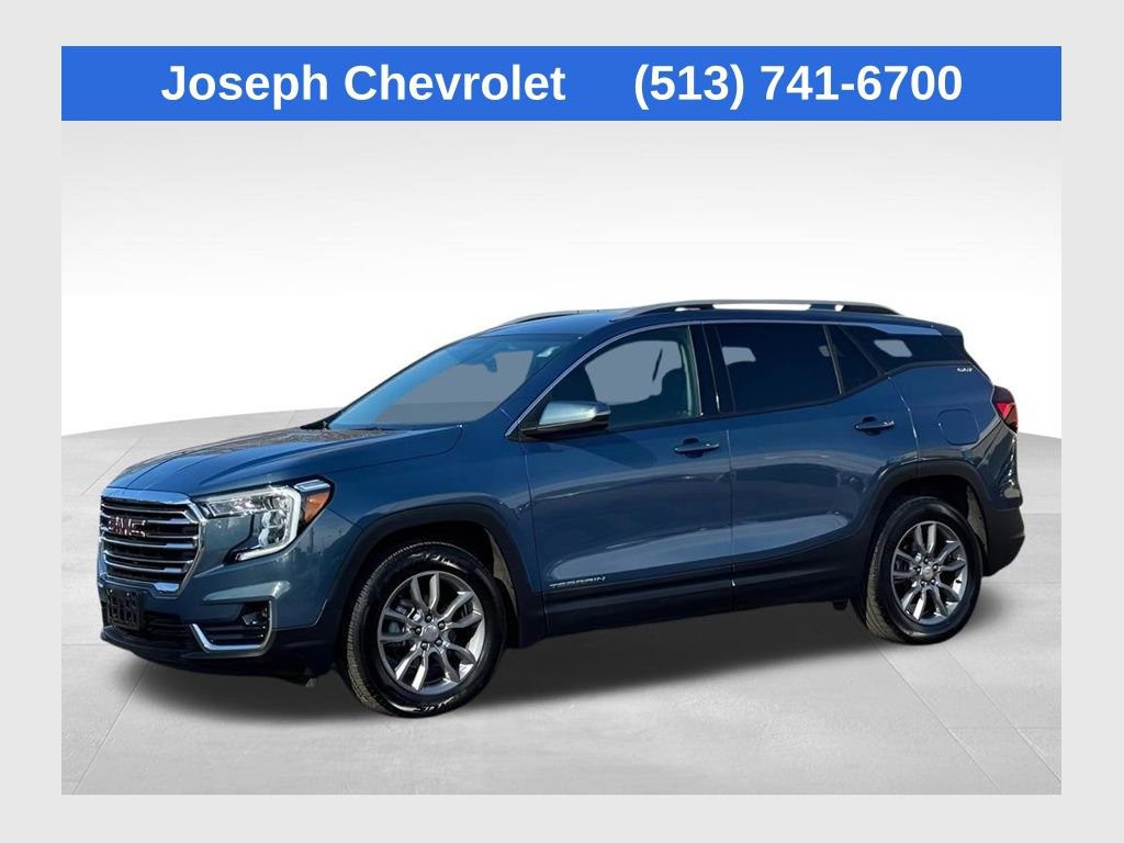 2024 GMC Terrain SLT's photo