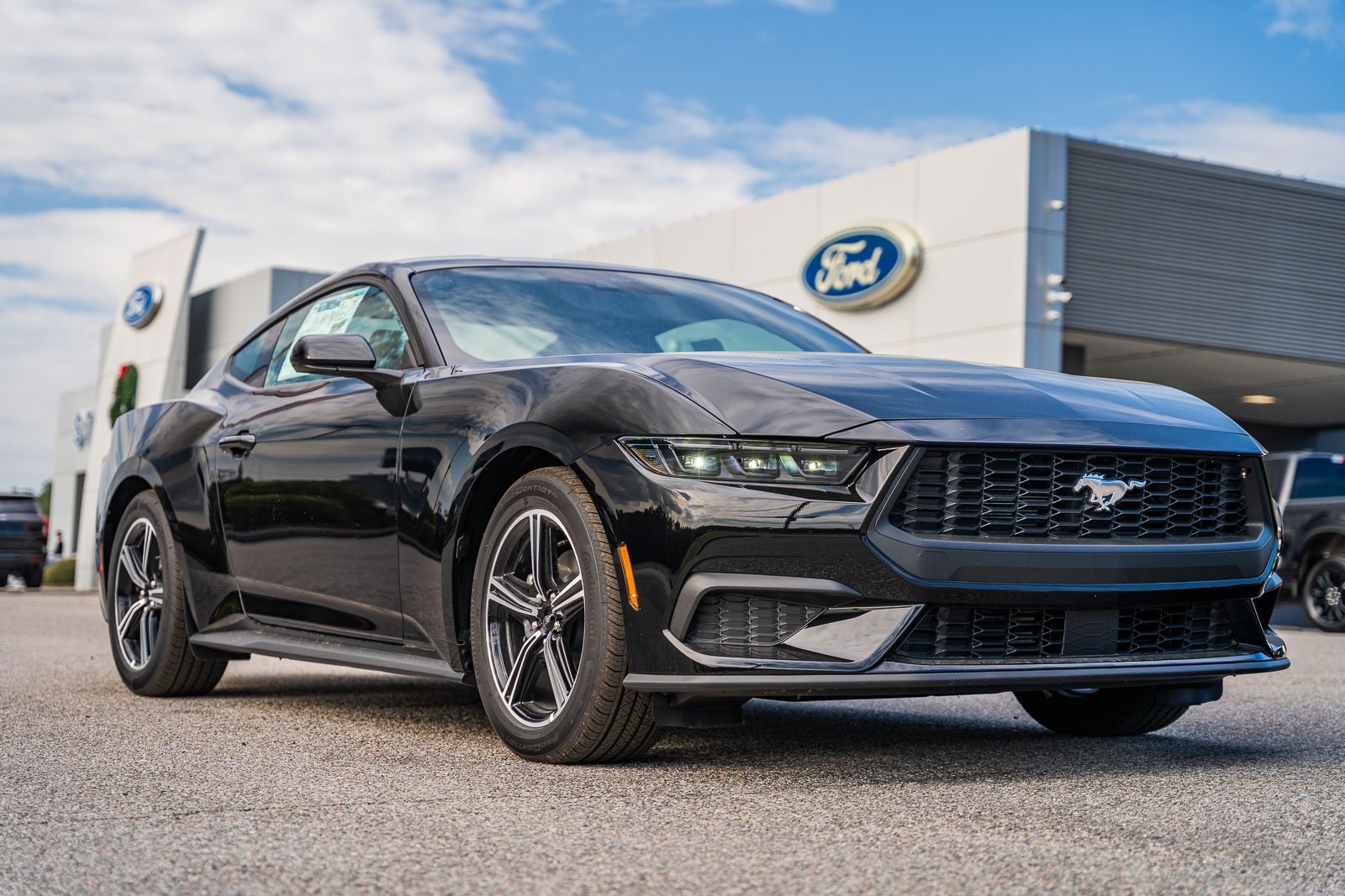 2025 Ford Mustang EcoBoost's photo