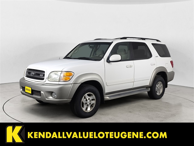 2003 Toyota Sequoia SR5's photo