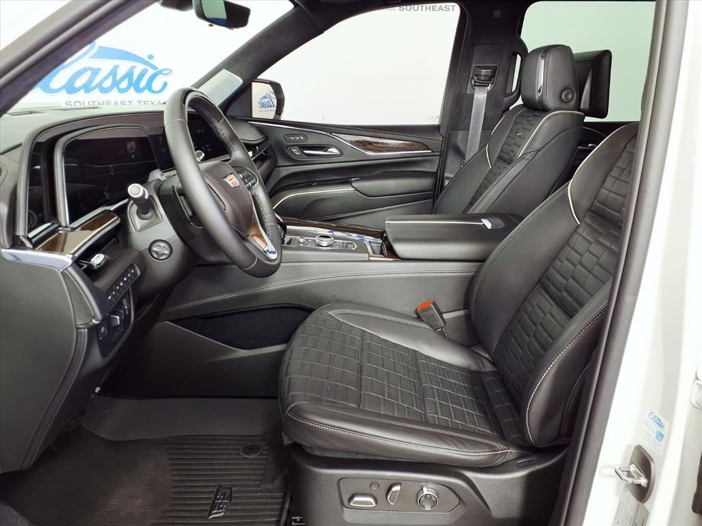 2024 Cadillac Escalade ESV Sport Platinum photo 17