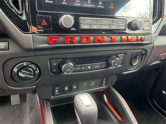 2025 Nissan Frontier PRO-4X photo 24
