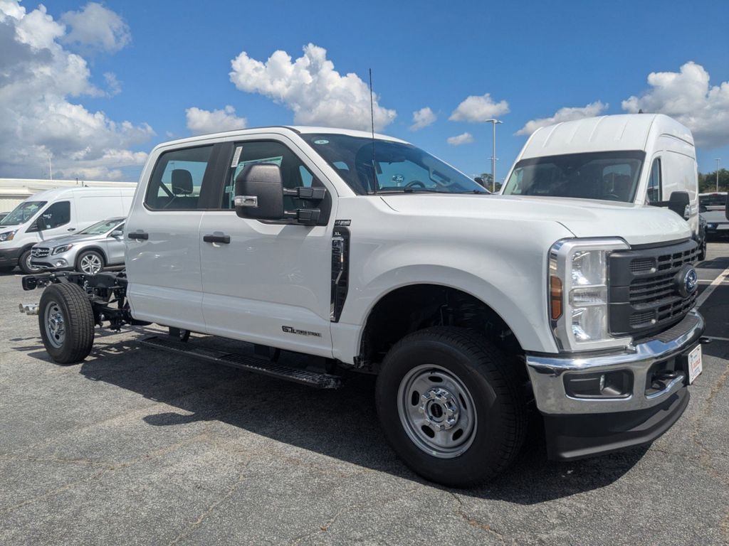 2026 Ford F-250 XL photo 2