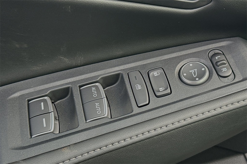 2025 Honda Accord Hybrid Sport photo 8