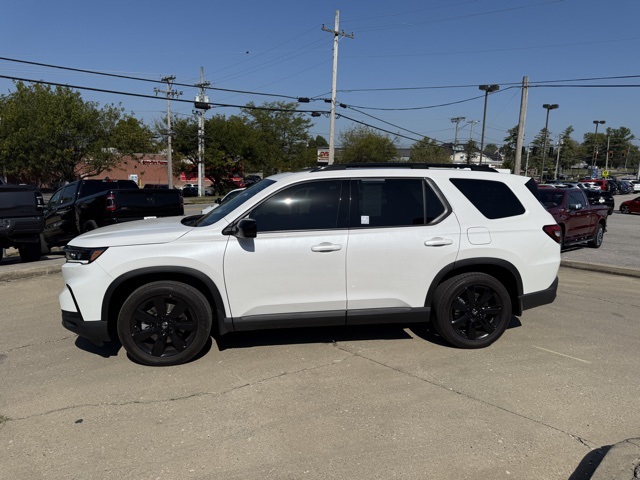 2025 Honda Pilot Black Edition photo 7