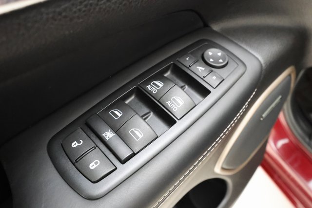 2016 Jeep Grand Cherokee Overland photo 8