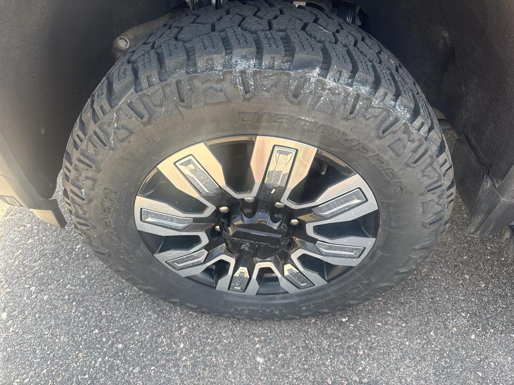 2024 Gmc Sierra 2500 Denali photo 28