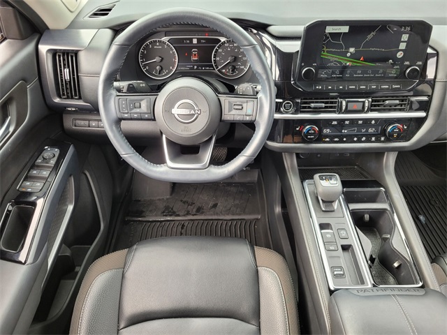 2024 Nissan Pathfinder SL photo 12