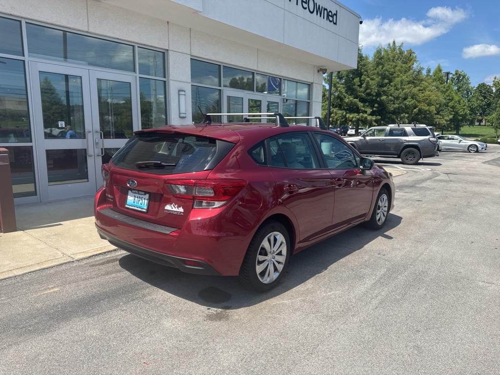 2022 Subaru Impreza Base photo 3