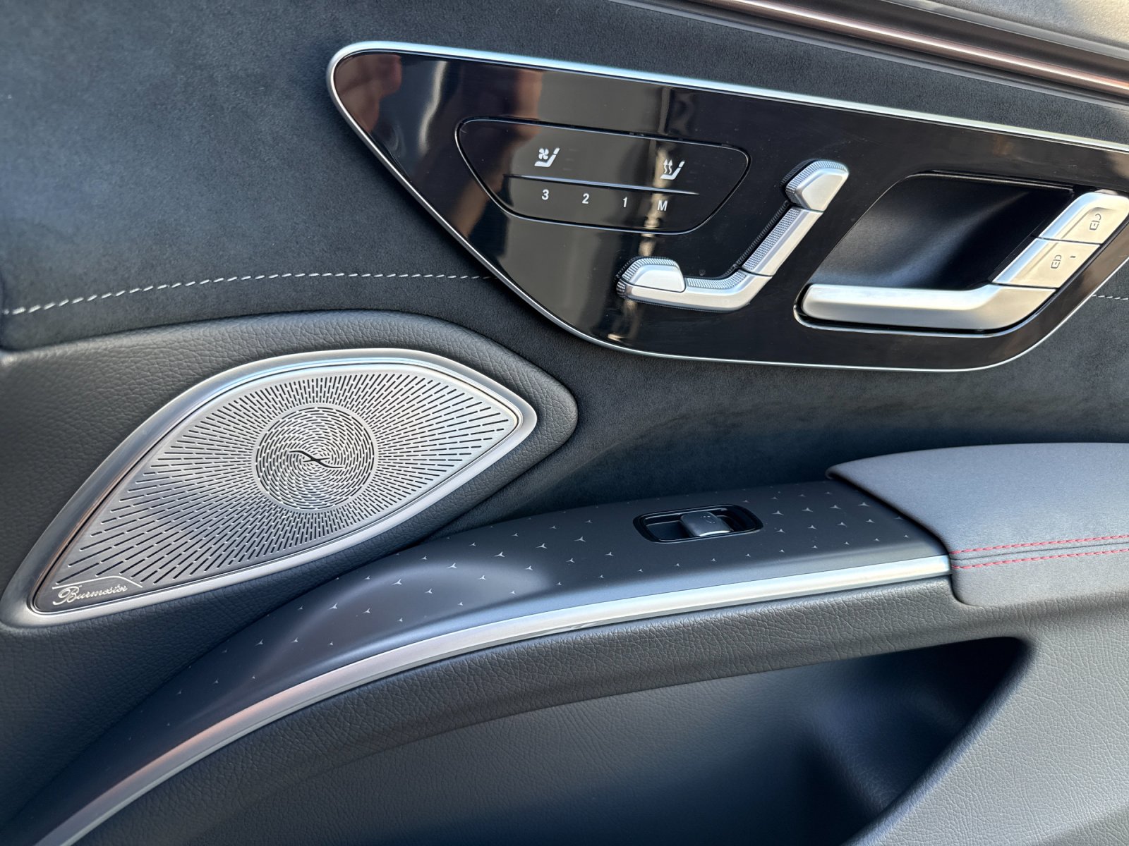 2022 Mercedes Benz EQS Sedan 450 photo 19