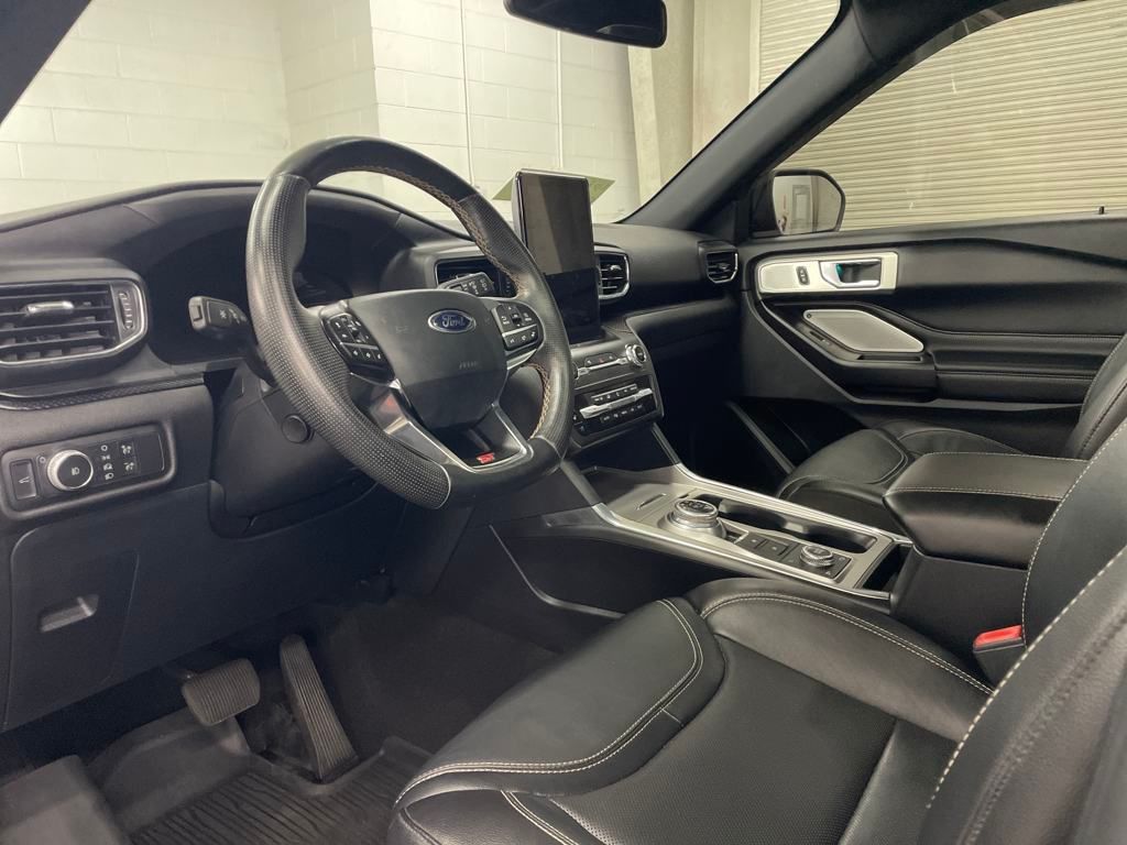 2020 Ford Explorer ST photo 3