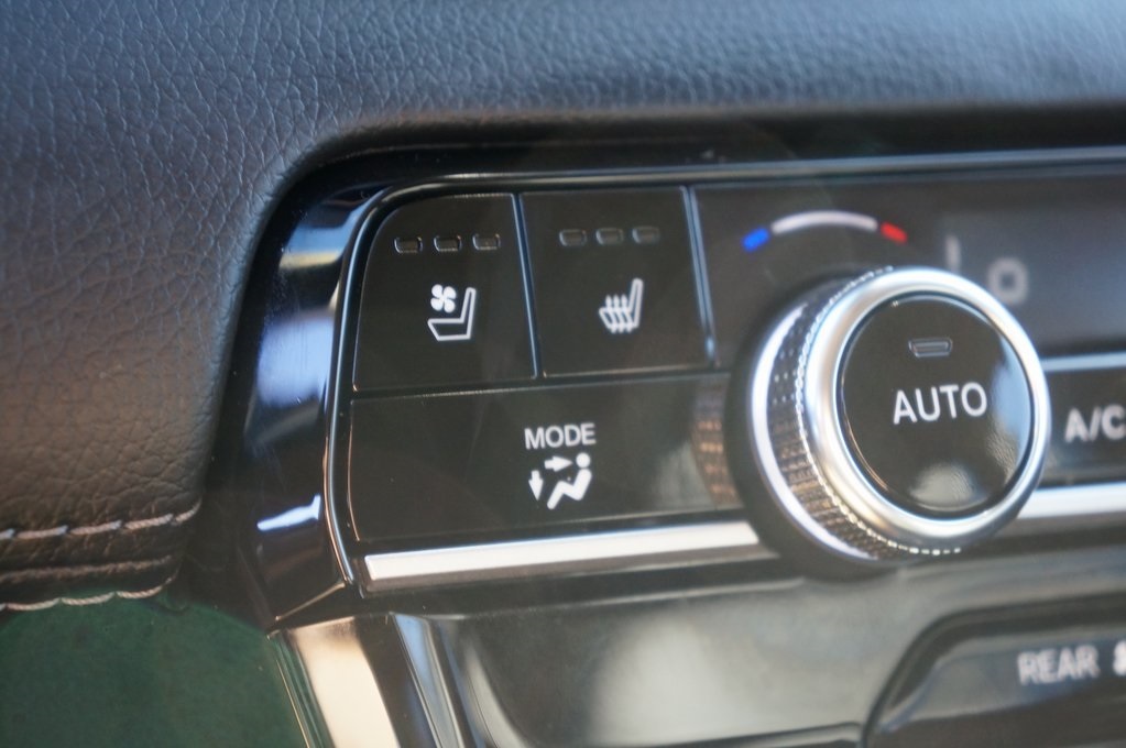2023 Honda Pilot Elite photo 21