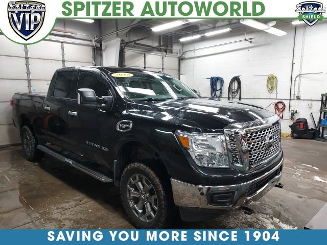 2018 Nissan Titan XD SV's photo