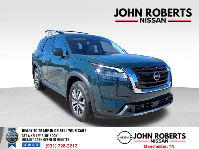 2024 Nissan Pathfinder SL's photo