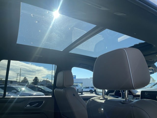 2023 Chevrolet Tahoe Premier photo 4