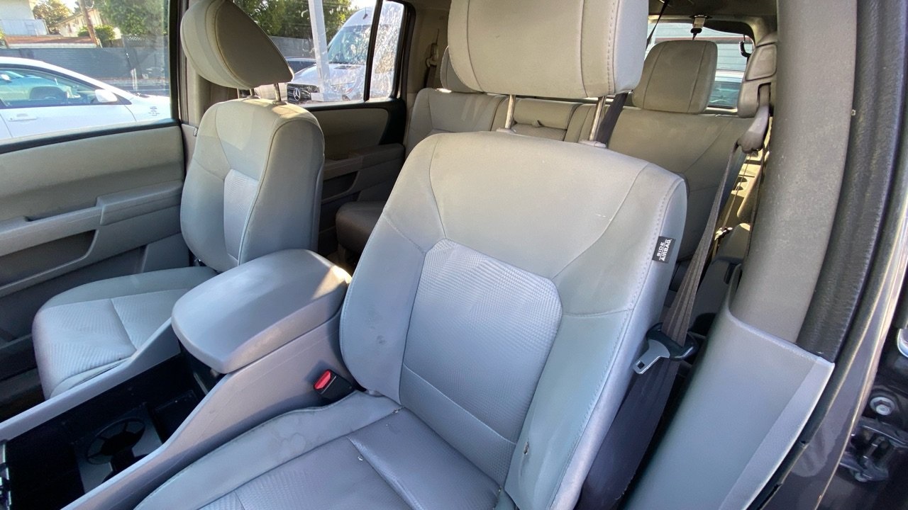 2015 Honda Pilot LX photo 5