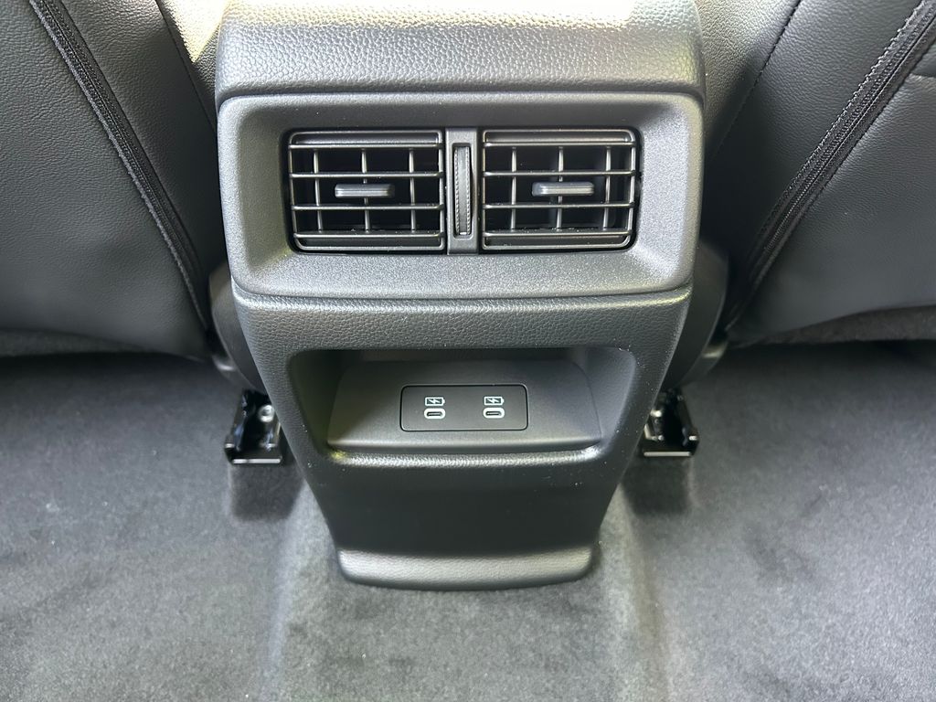 2026 Honda CR-V Hybrid Sport-L photo 31