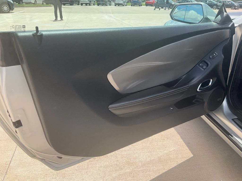 2010 Chevrolet Camaro 2SS photo 4