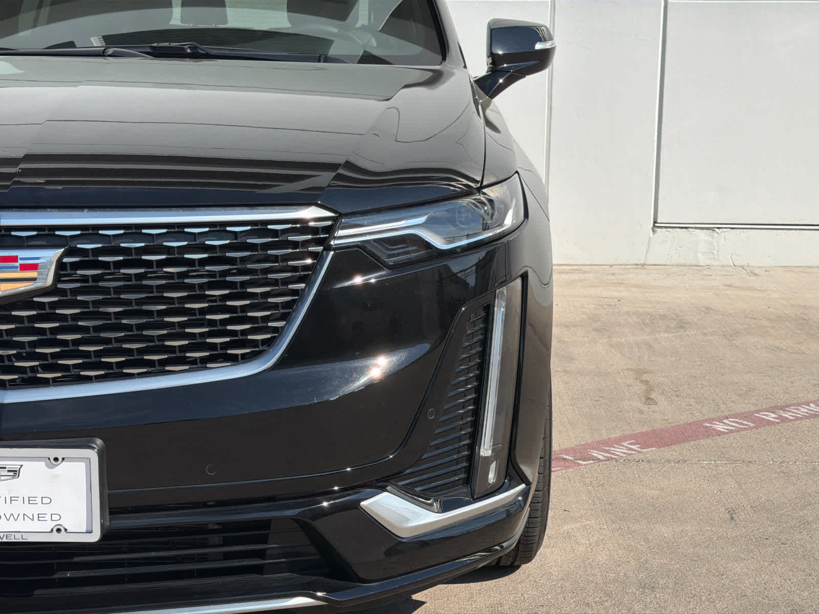 2025 Cadillac XT6 Premium Luxury photo 6