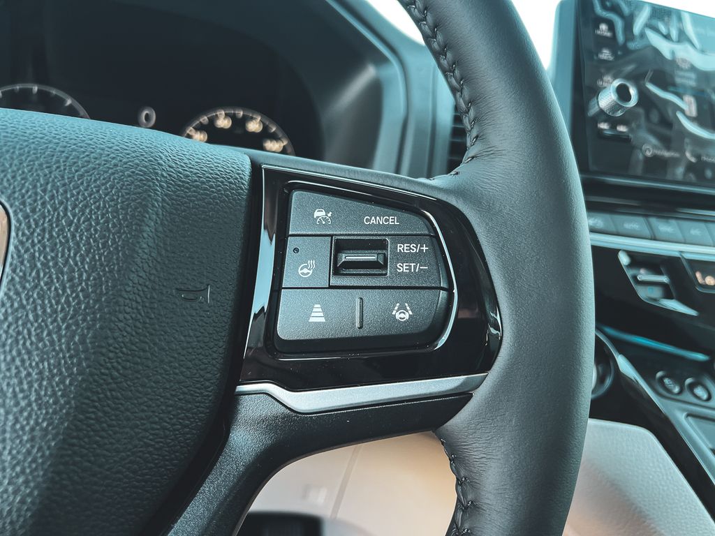 2026 Honda Odyssey Elite photo 23