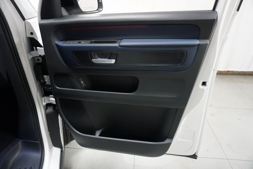 2025 Volkswagen ID. Buzz Pro S photo 34