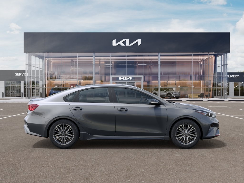 2024 Kia Forte GT-Line photo 6