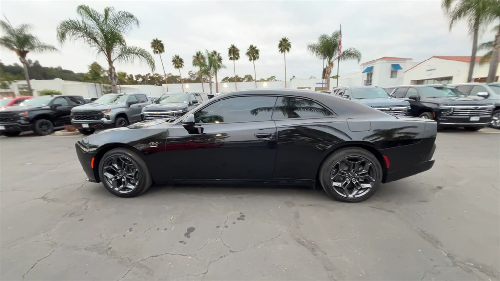 2025 Dodge Charger R/T photo 5