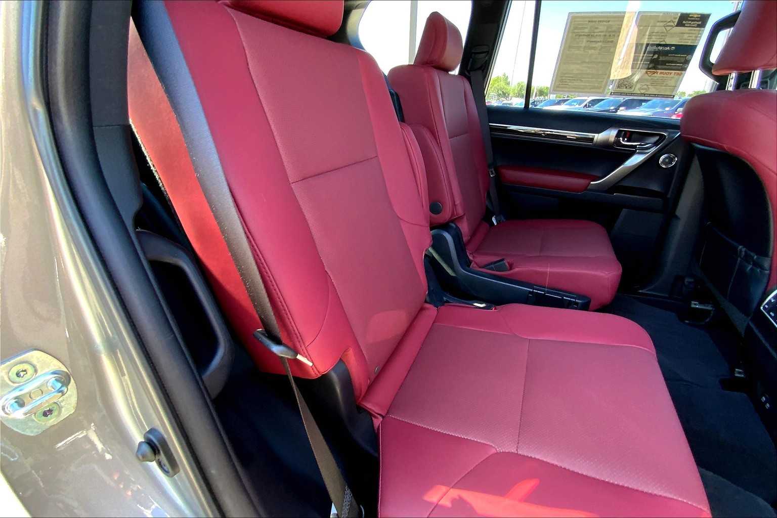 2023 Lexus GX 460 Premium photo 17