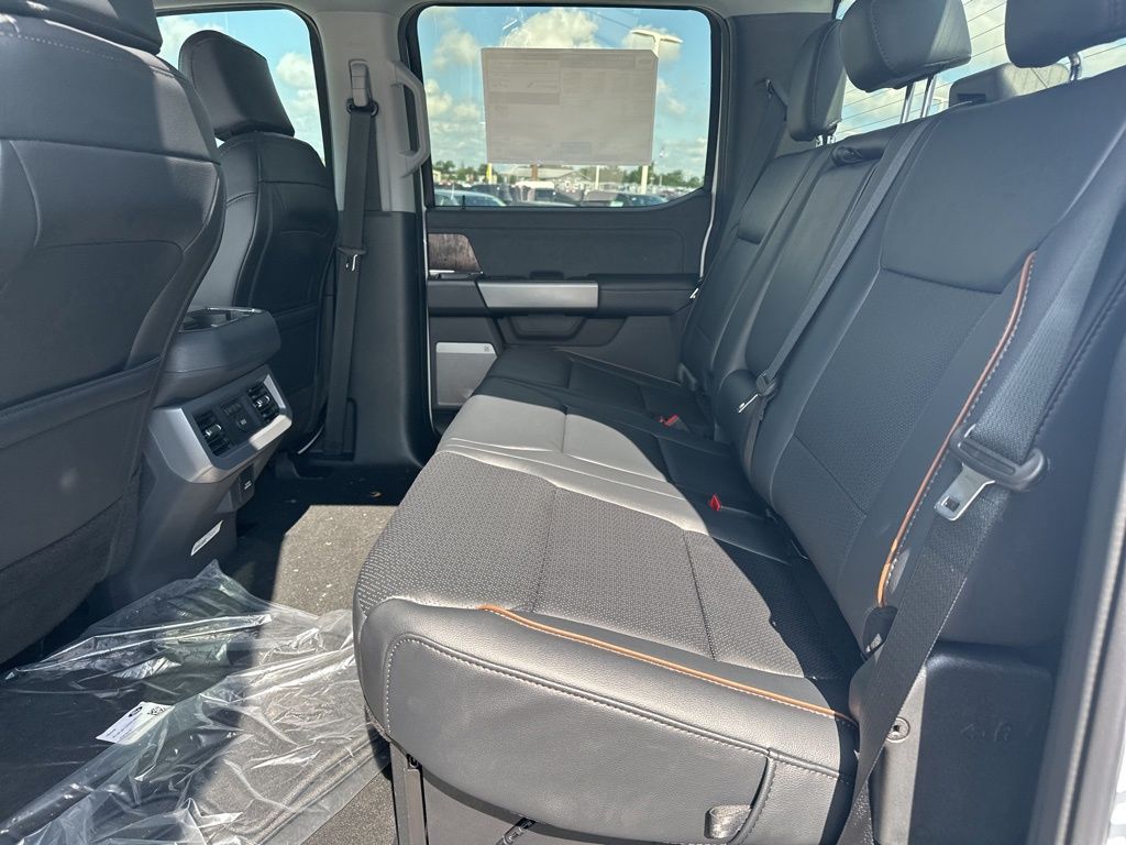 2026 Ford F-250 photo 36