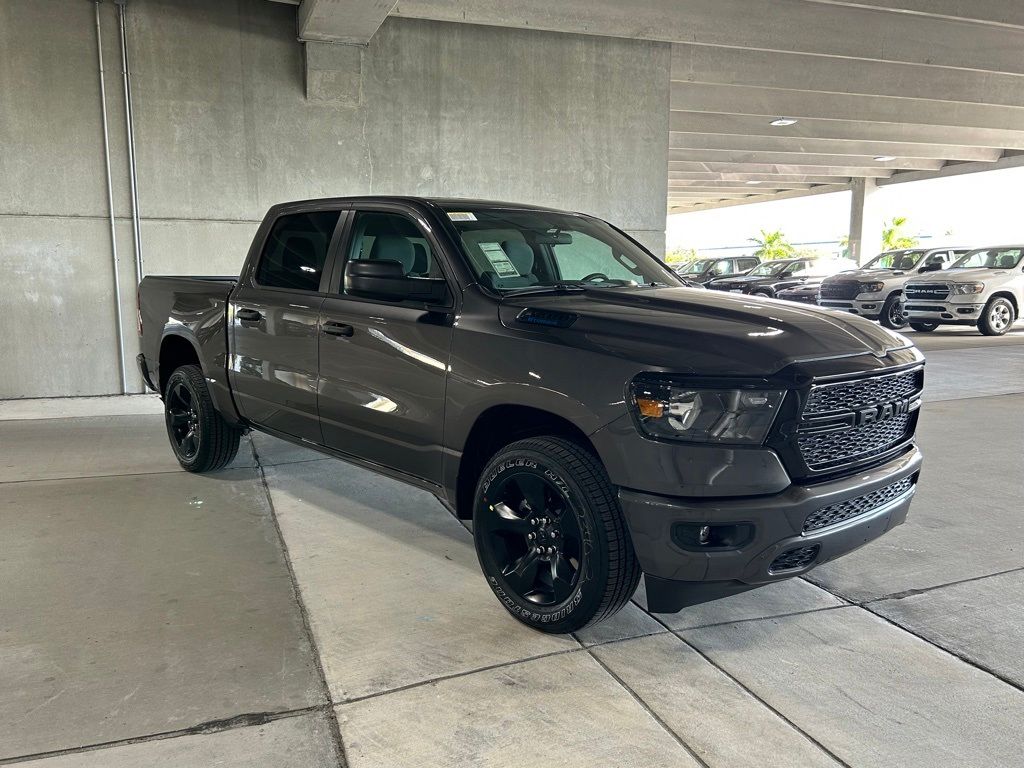 2024 Ram 1500 Tradesman photo 2
