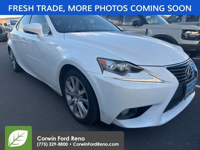 2014 Lexus IS 250's photo