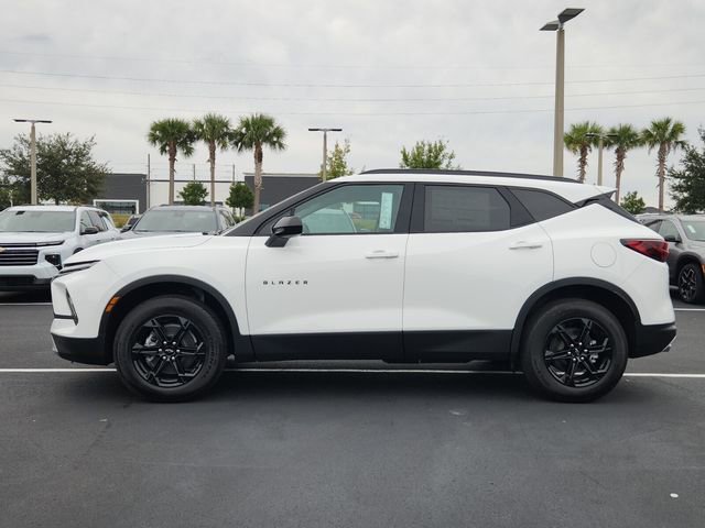 2025 Chevrolet Blazer 2LT photo 3