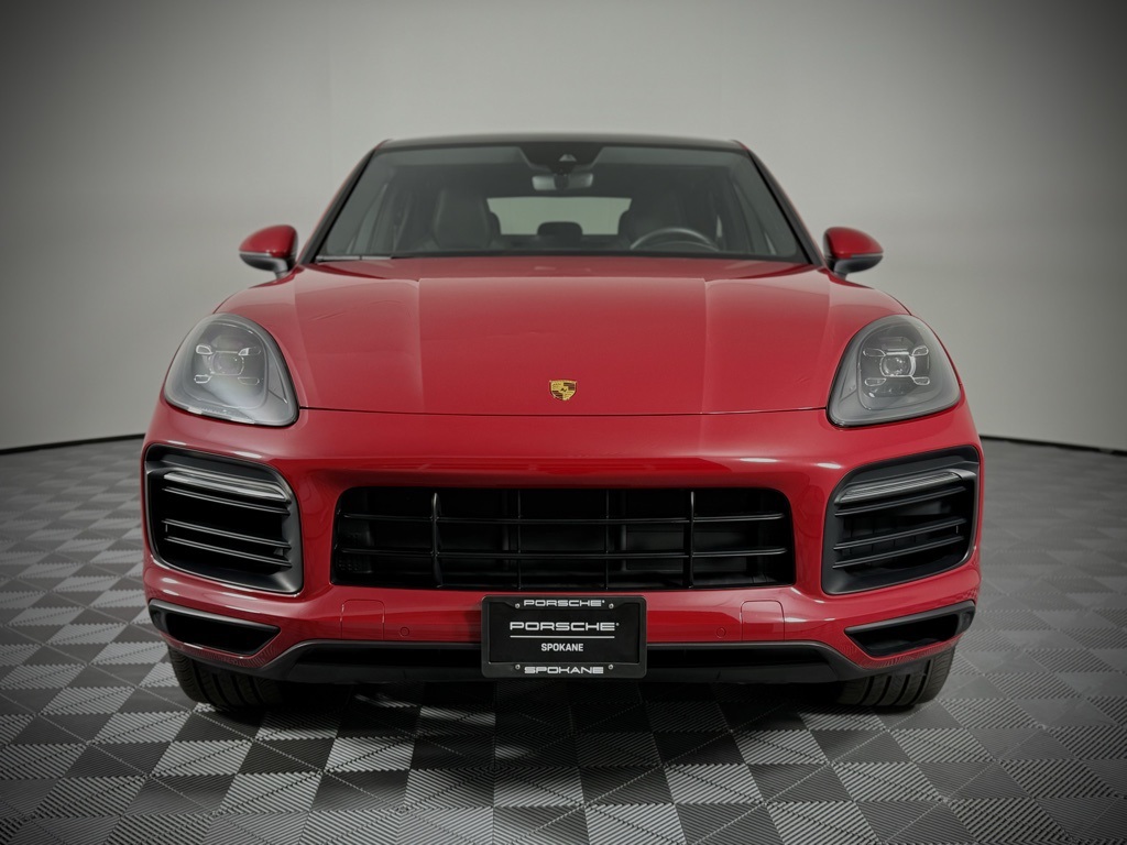 2023 Porsche Cayenne Coupe photo 7