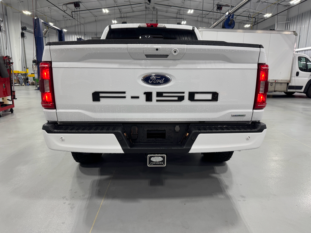 2023 Ford F-150 XLT photo 9