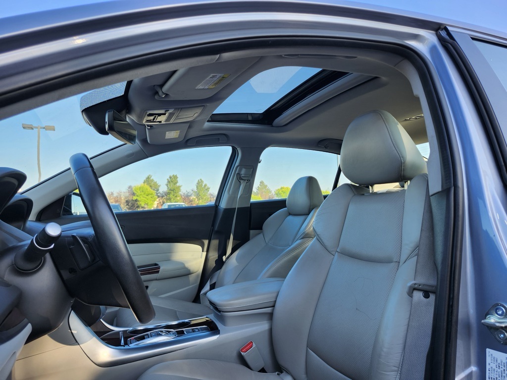 2015 Acura TLX Technology photo 8