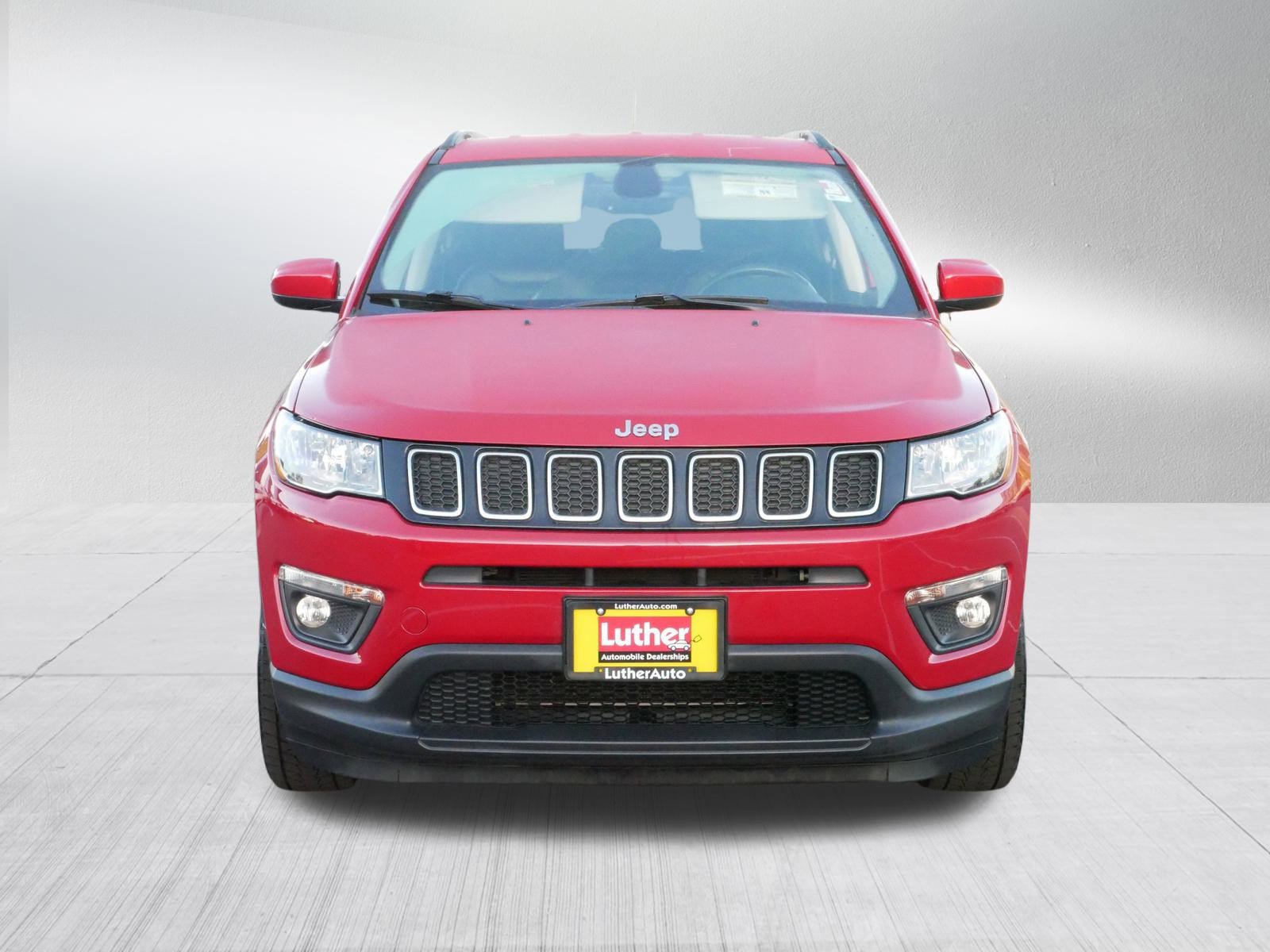 2018 Jeep Compass Latitude photo 2