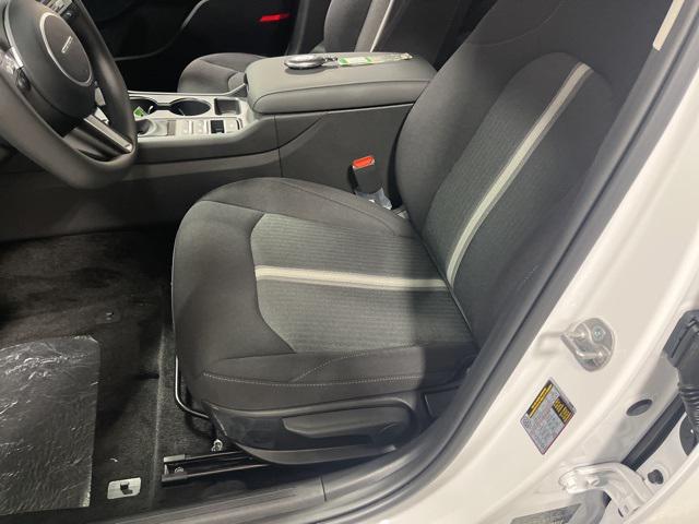 2026 Hyundai Sonata SE photo 6